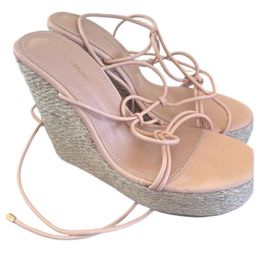 Fashion Nova baby pink strappy tie at ankle straw, high heeled, wedge sandals